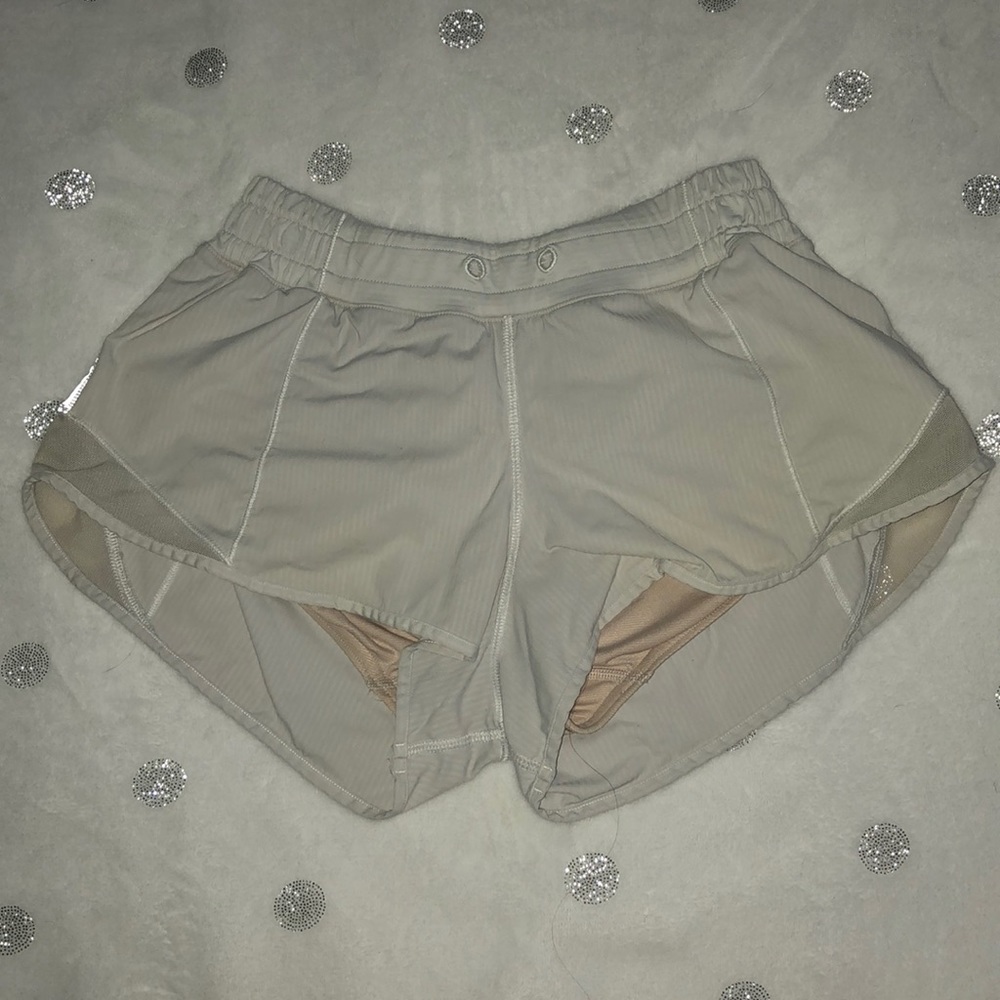 Lululemon Hotty Hot Shorts l Regular